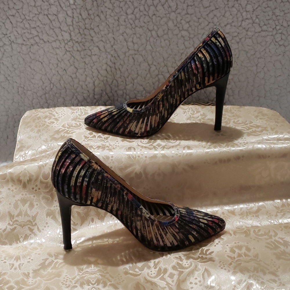 Limelight Woman's Pumps
